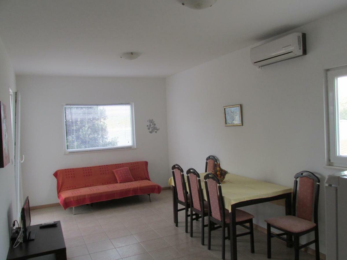 Sunny Apartman Pajdek Sevid Exterior foto